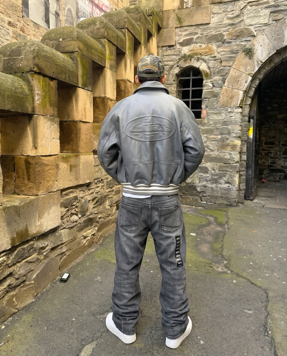 Circa Holy Moly Baggy Bootcut Jeanz 10