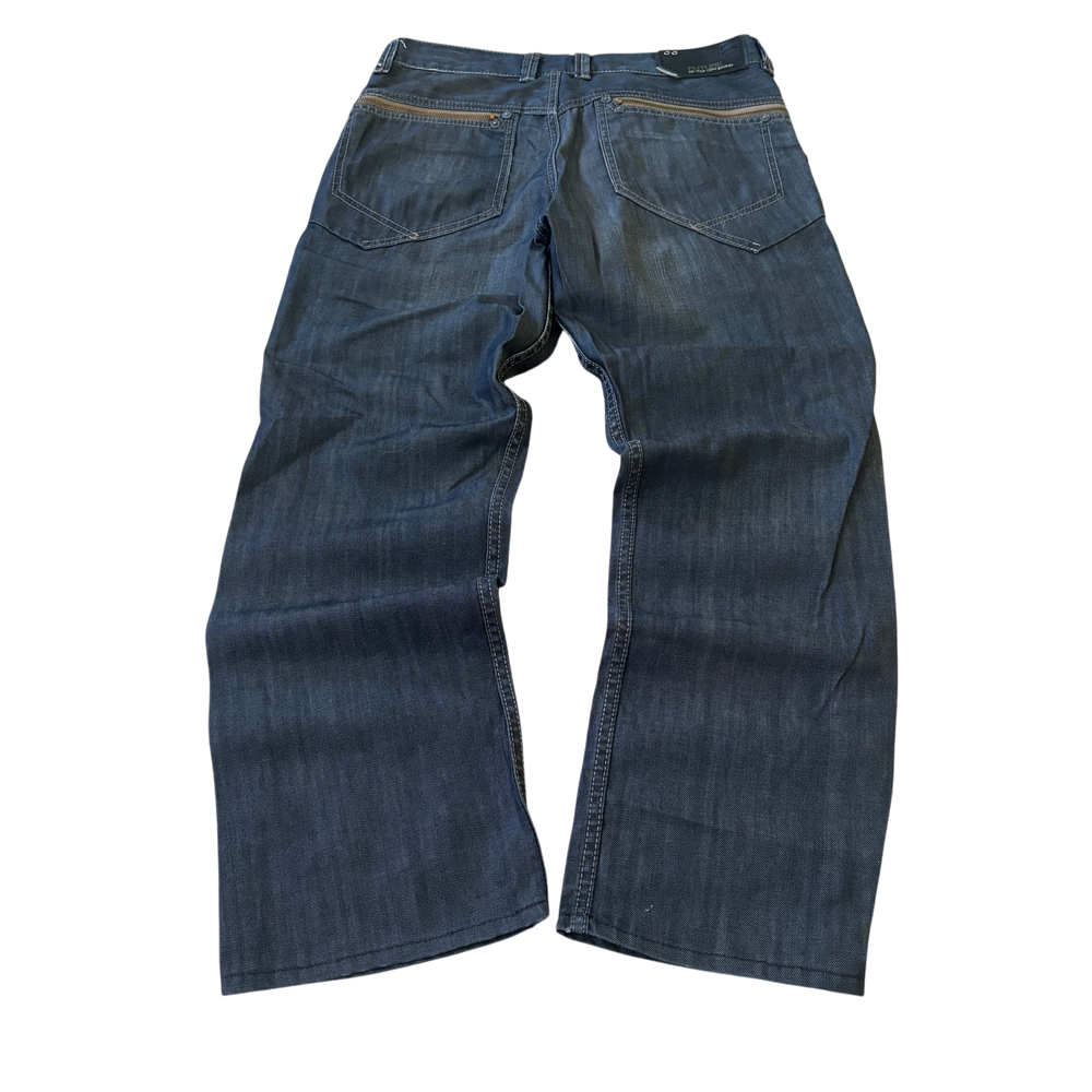 Future Dark Gray Vintage Zipped Pocket Jeans 1