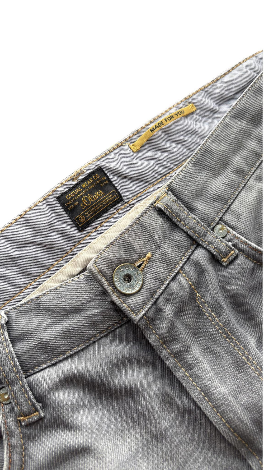 s.Oliver Gray Washed Jeans 3